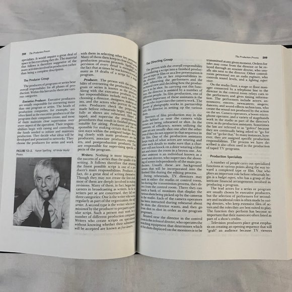 Television Cable Radio Communications Book Approach Edgar WIllis Henry 1992 - Picture 11 of 12